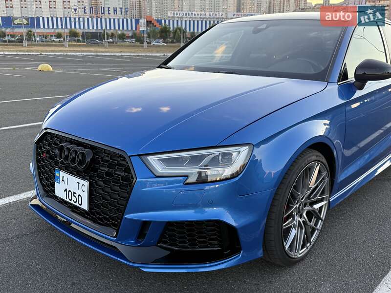 Седан Audi S3 2017 в Киеве