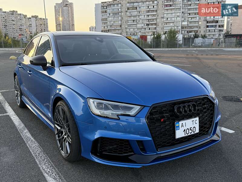 Седан Audi S3 2017 в Киеве