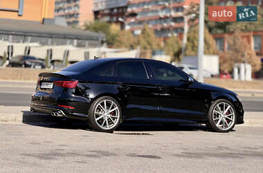 Седан Audi S3 2016 в Днепре