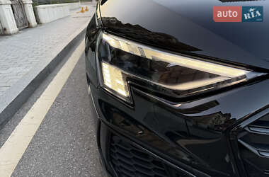 Седан Audi S3 2021 в 