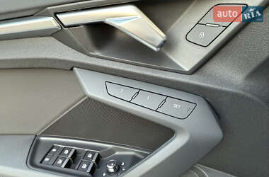Седан Audi S3 2021 в 