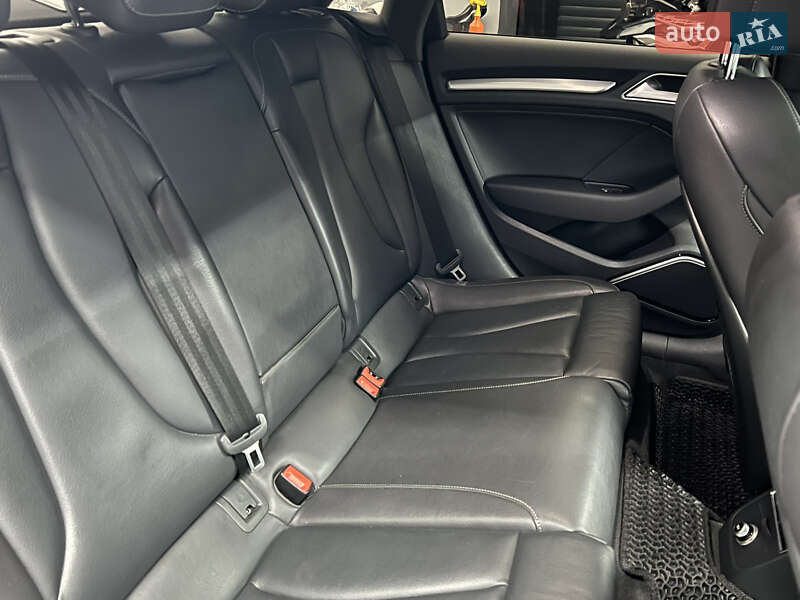 Седан Audi S3 2016 в Киеве фото 15 Седан Audi S3 2016 в Киеве