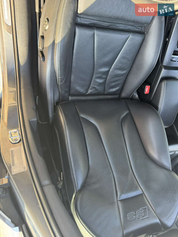 Седан Audi S3 2014 в Вижниці