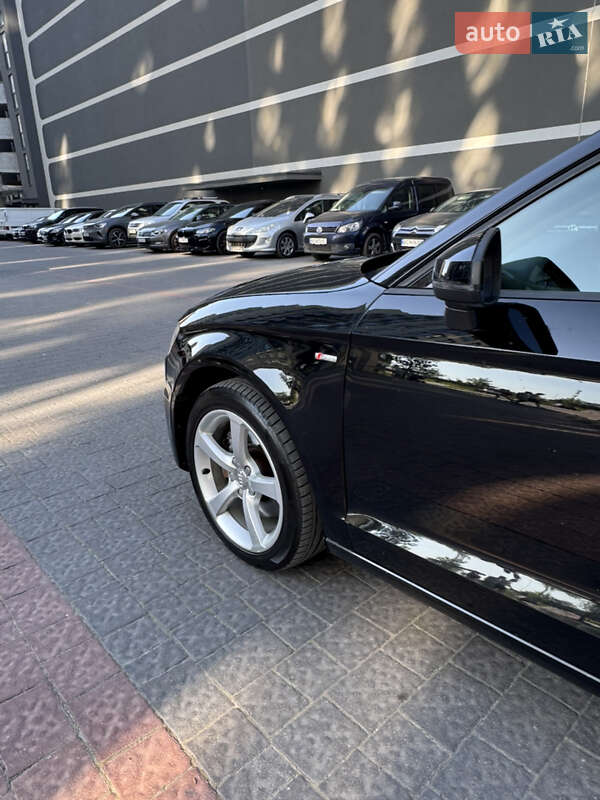Седан Audi S3 2015 в Львове
