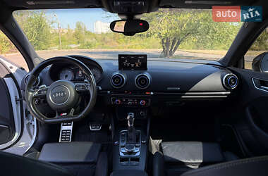 Седан Audi S3 2015 в 