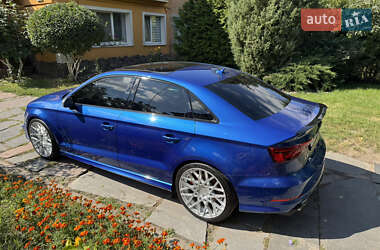 Седан Audi S3 2014 в Киеве