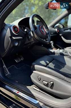 Седан Audi S3 2015 в Киеве