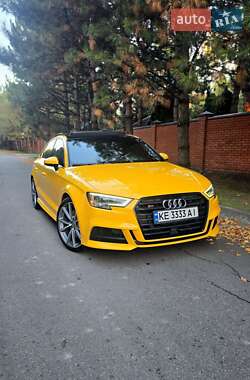 Седан Audi S3 2017 в Дніпрі