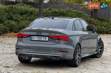 Седан Audi S3 2019 в 