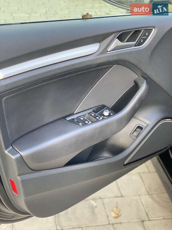 Седан Audi S3 2014 в Коломиї