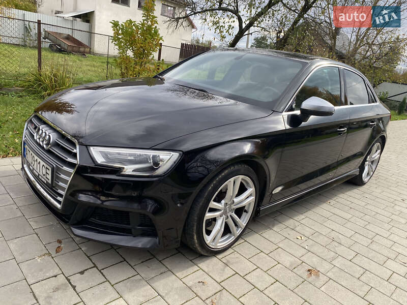 Седан Audi S3 2014 в Коломиї