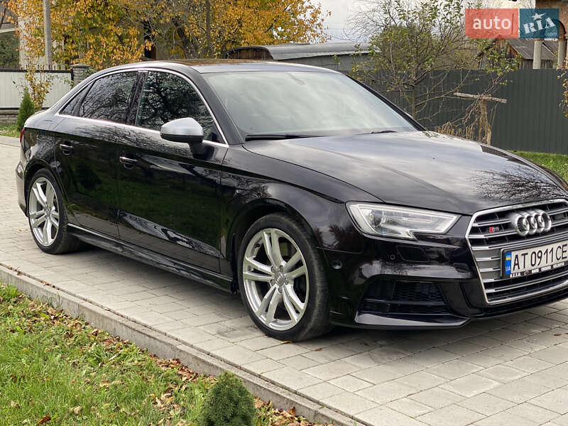 Седан Audi S3 2014 в Коломиї