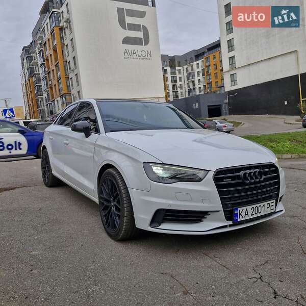 Седан Audi S3 2014 в Виннице
