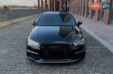 Седан Audi S3 2016 в Дніпрі