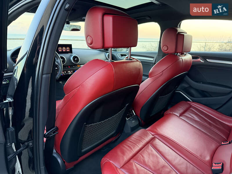Седан Audi S3 2017 в Одессе