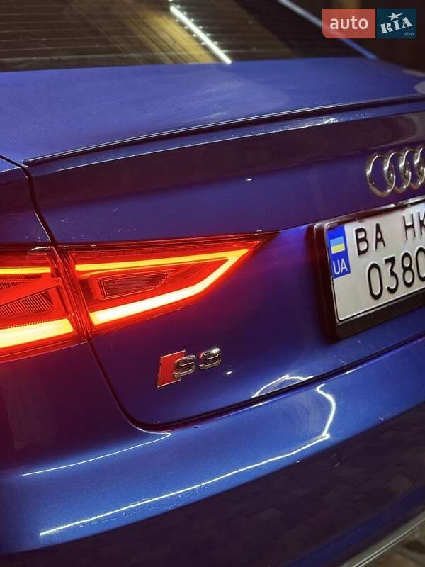 Седан Audi S3 2015 в Кропивницькому