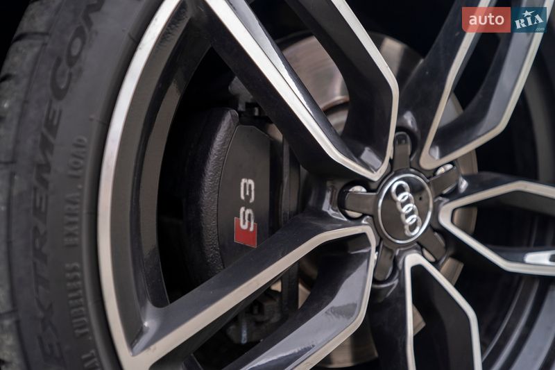 Седан Audi S3 2015 в Києві
