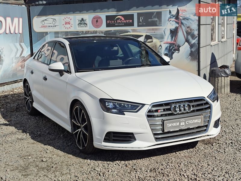 Седан Audi S3 2015 в Киеве