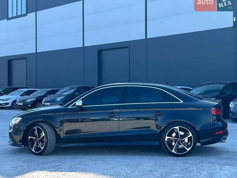 Седан Audi S3 2017 в Львове