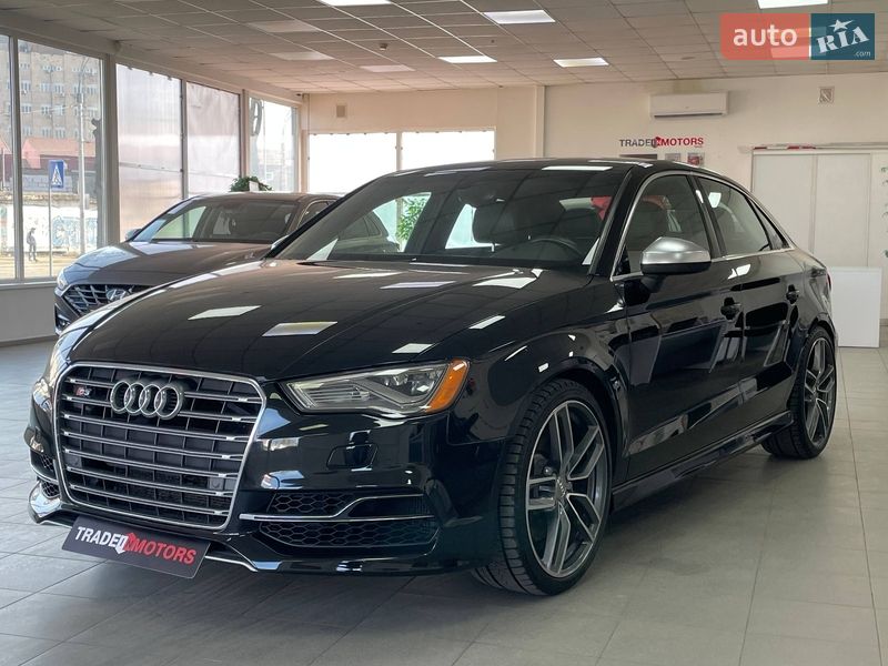 Седан Audi S3 2014 в Киеве