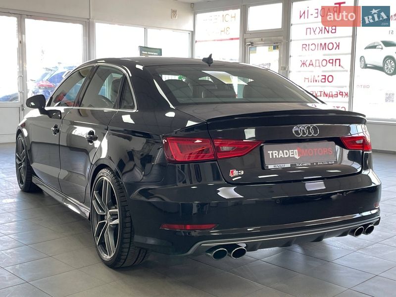 Седан Audi S3 2014 в Киеве