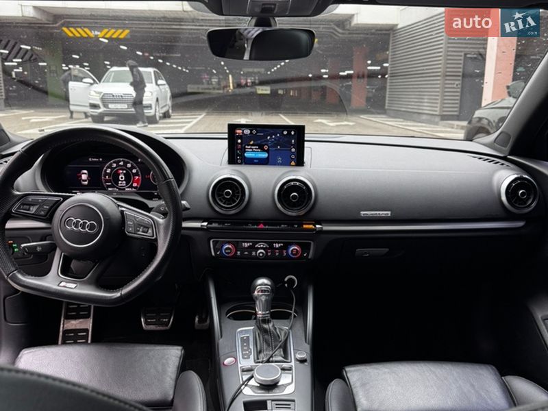 Седан Audi S3 2017 в Киеве фото 14 Седан Audi S3 2017 в Киеве
