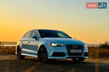 Седан Audi S3 2015 в Харкові