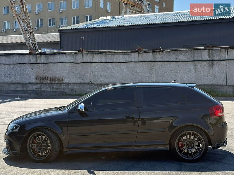 Хэтчбек Audi S3 2008 в Киеве