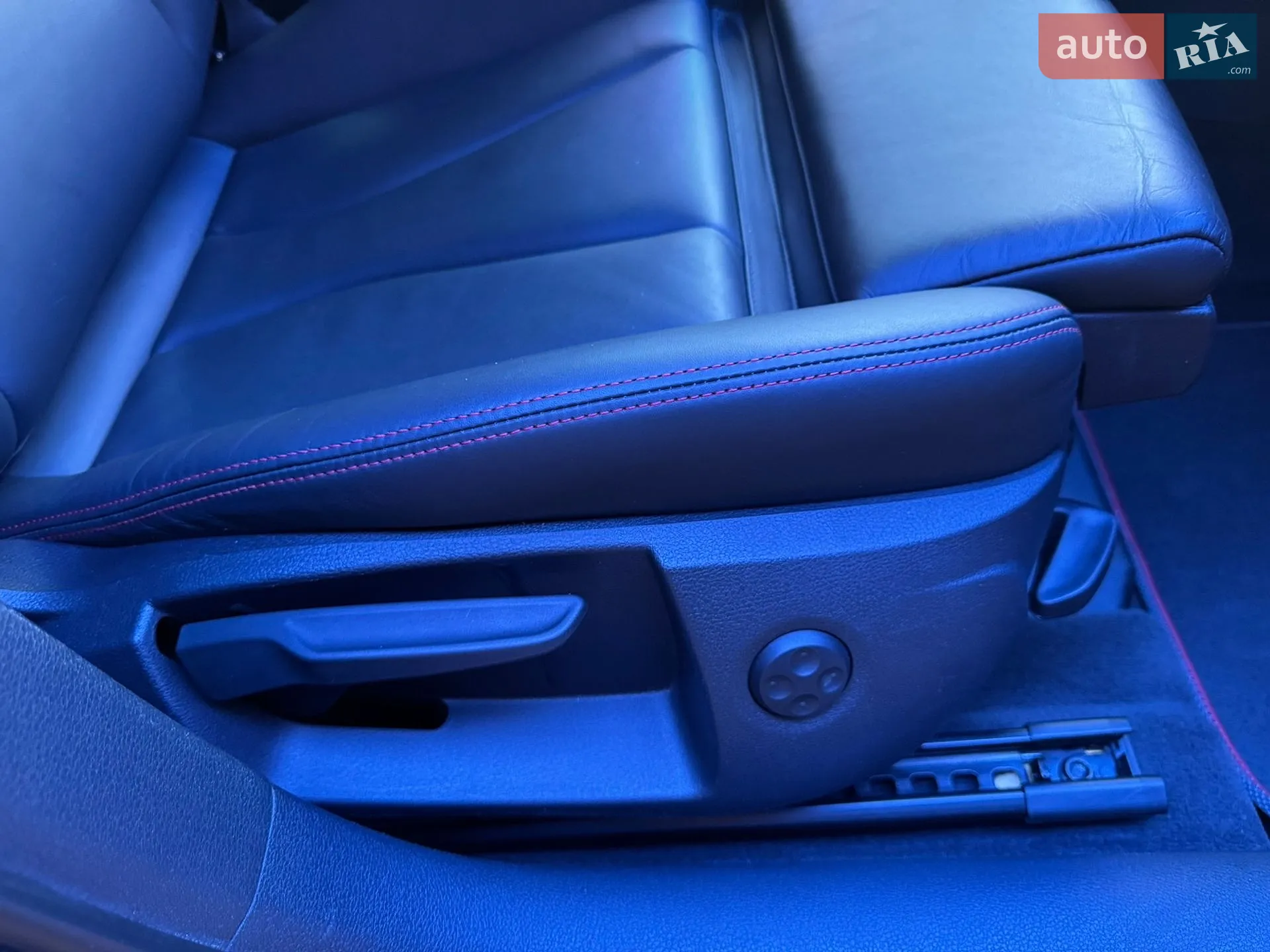 2017 Audi S3 - мініатюра 38
