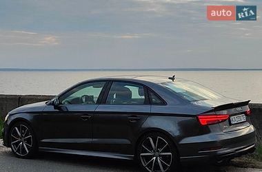 Седан Audi S3 2016 в Києві