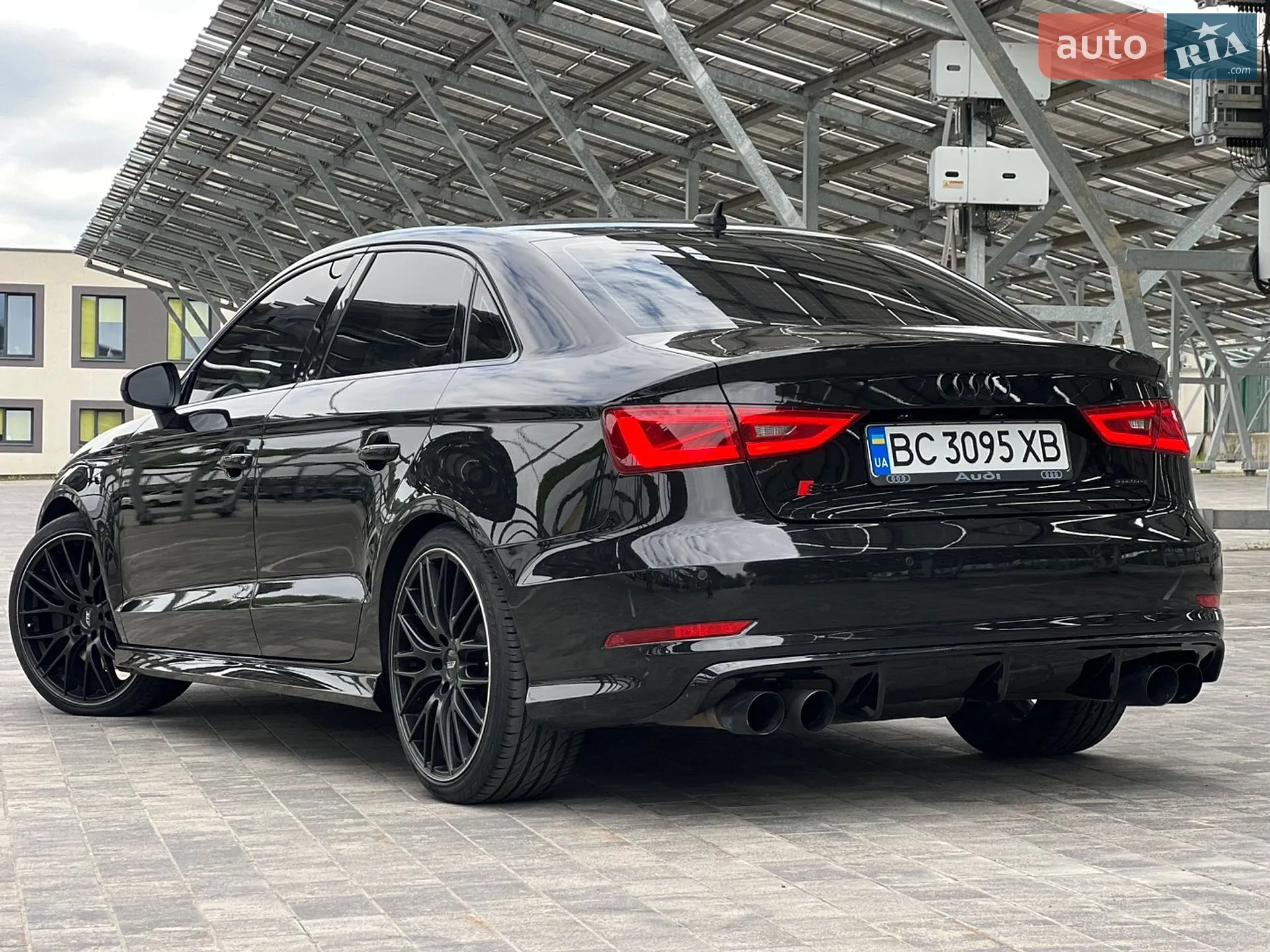 2016 Audi S3 - мініатюра 18