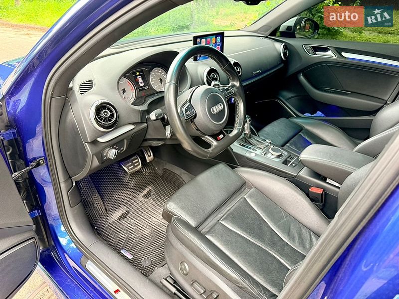 Седан Audi S3 2014 в Киеве