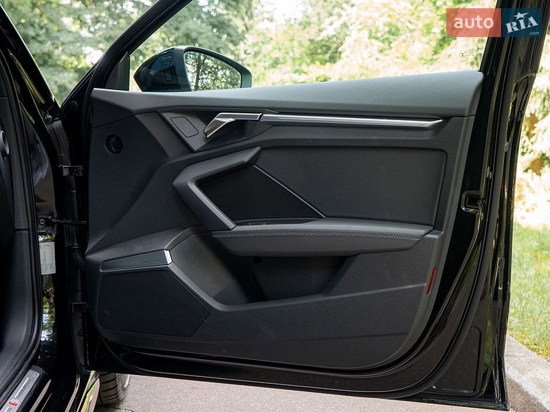 Седан Audi S3 2021 в Киеве фото 28 Седан Audi S3 2021 в Киеве