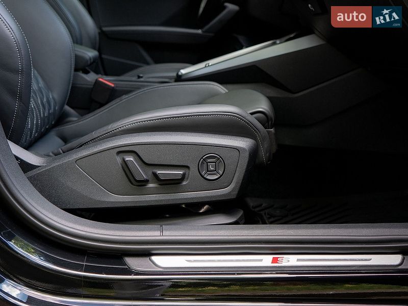 Седан Audi S3 2021 в Киеве фото 30 Седан Audi S3 2021 в Киеве