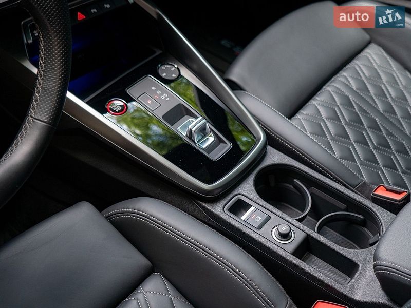 Седан Audi S3 2021 в Киеве фото 47 Седан Audi S3 2021 в Киеве