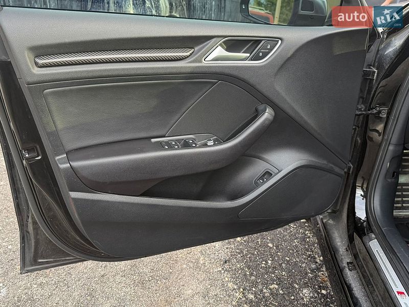 Седан Audi S3 2020 в Львові