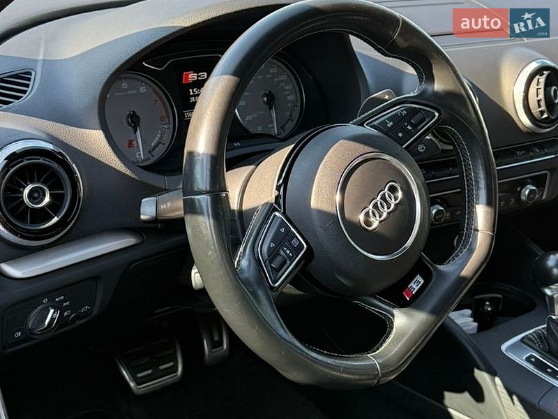 Седан Audi S3 2015 в Полтаві