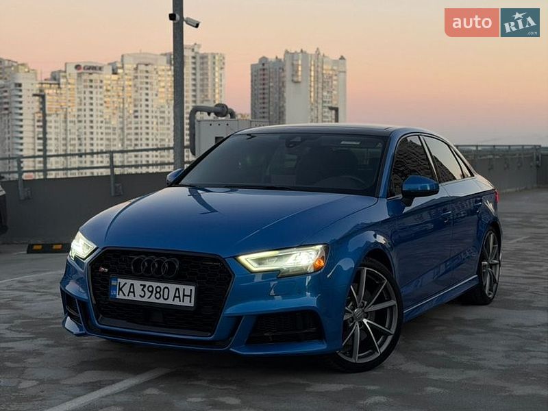 Седан Audi S3 2017 в Киеве