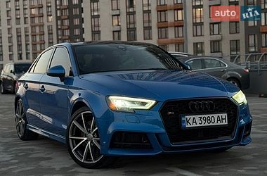 Седан Audi S3 2017 в Киеве