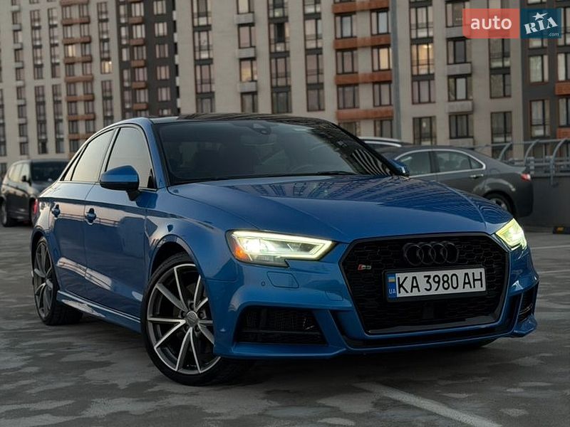 Седан Audi S3 2017 в Киеве