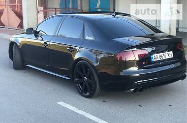 Седан Audi S4 2012 в Киеве