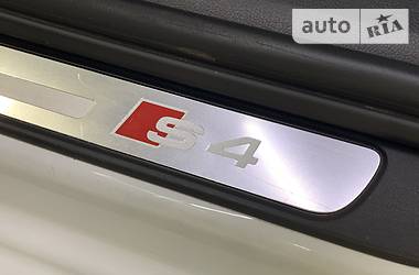 Седан Audi S4 2013 в 
