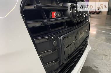 Седан Audi S4 2013 в 