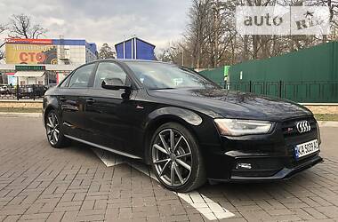 Седан Audi S4 2015 в 