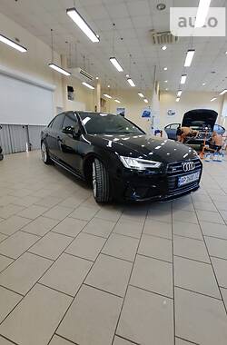 Седан Audi S4 2019 в Энергодаре