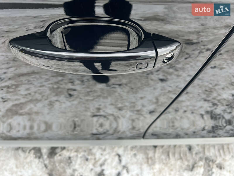 Седан Audi S4 2014 в Києві