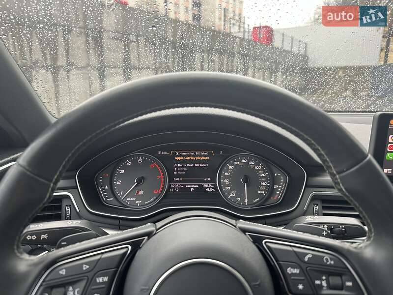 Седан Audi S4 2018 в Виннице
