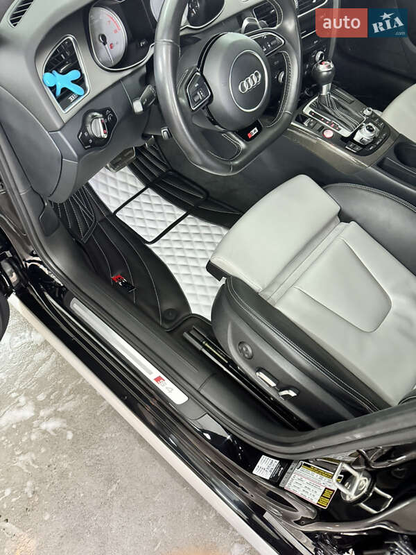 Седан Audi S4 2014 в Києві