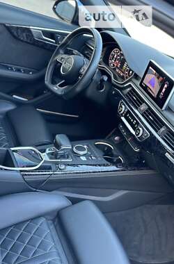 Седан Audi S4 2017 в Коломые