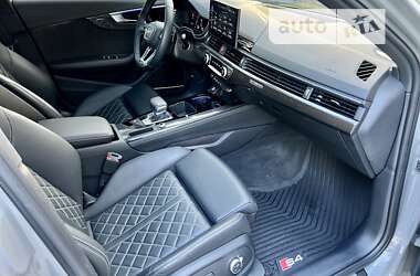 Седан Audi S4 2021 в Дніпрі